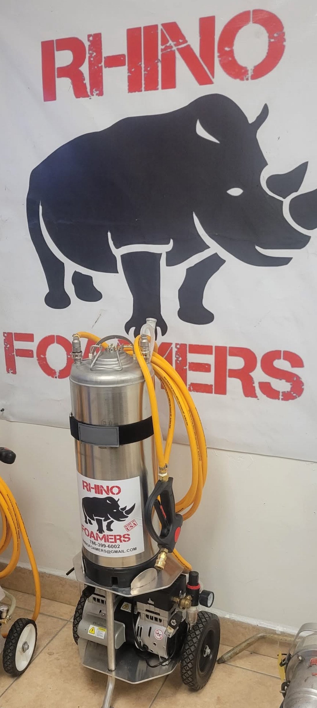 Rhino Foamers Power Cart - Portable Wet & Dry Foam Machine