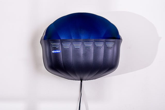 Insect Inn Ultra II Fly Control System