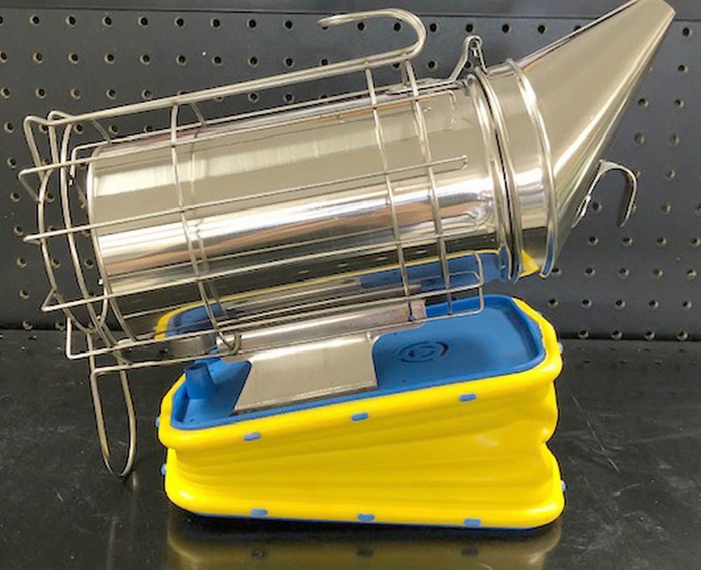 Bee Smoker with Guard - 4'' x 7''