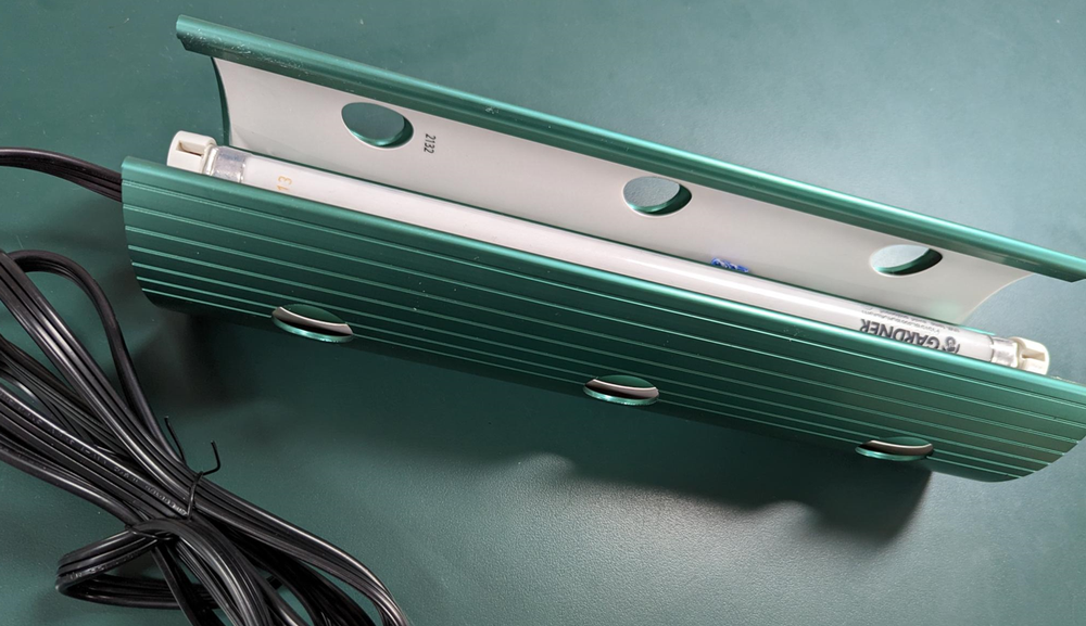 Under Counter Fly Trap (Green)